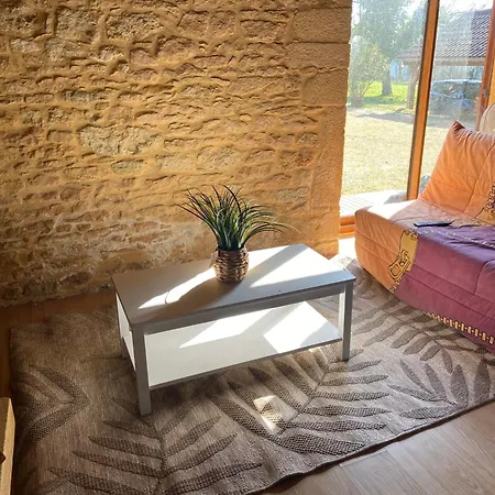 En Pierres A La Campagne Holiday home *