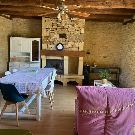 Holiday home En Pierres A La Campagne Tamnies
